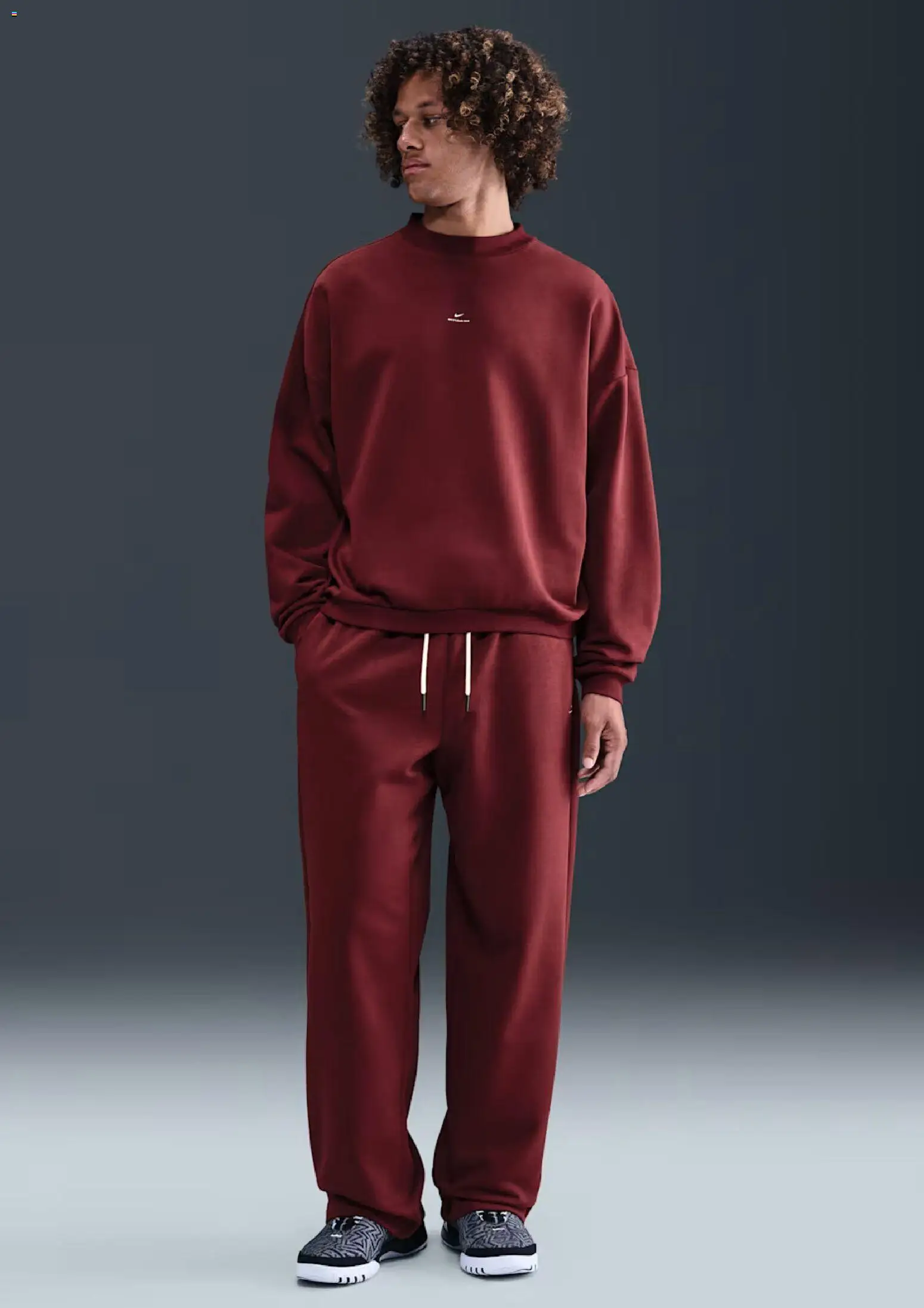 NIKE akciós ujság - amely érvényes a következő dátumtól: 01.11.2025 | Oldal: 4