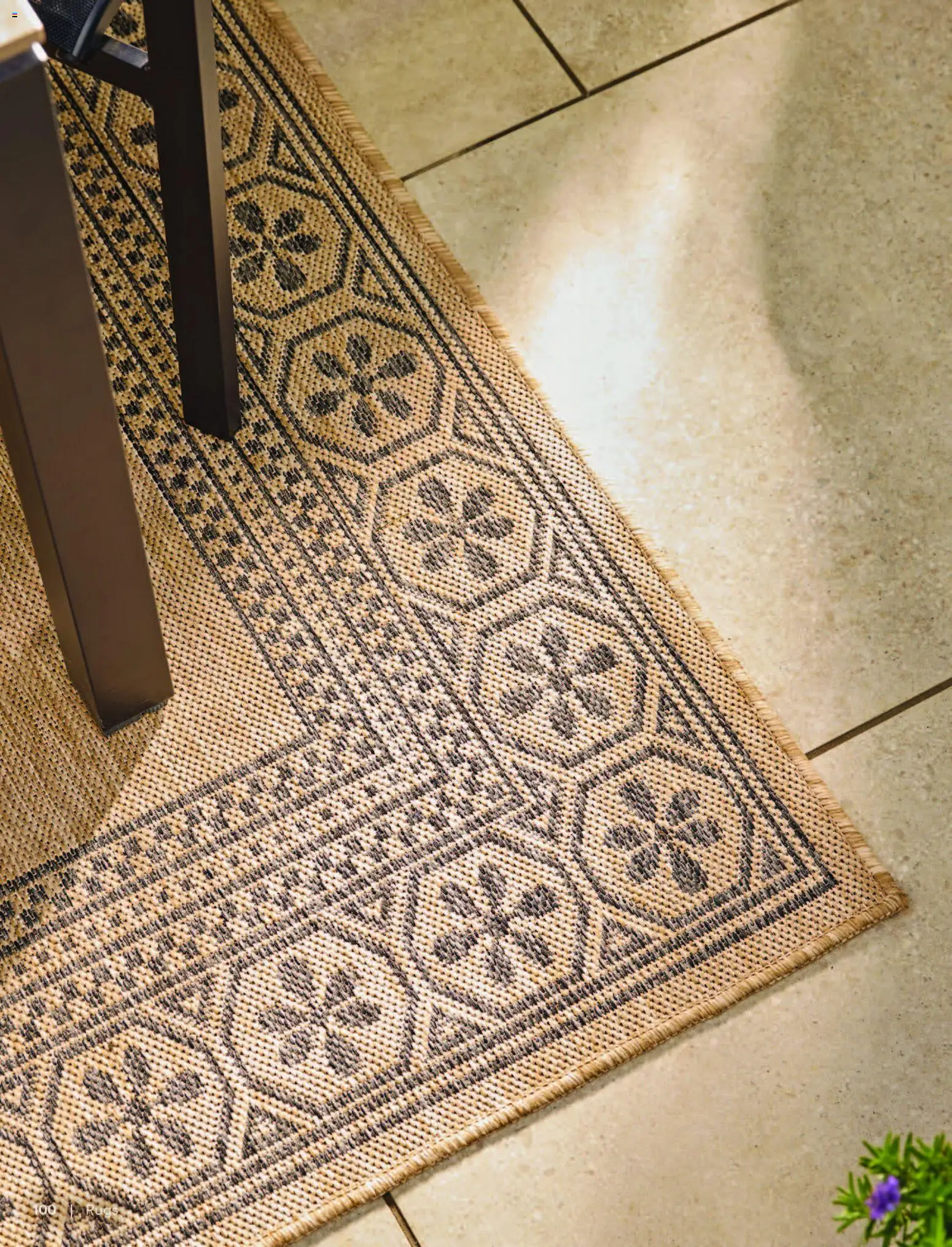 {H1} | Page: 149 | Products: Lights