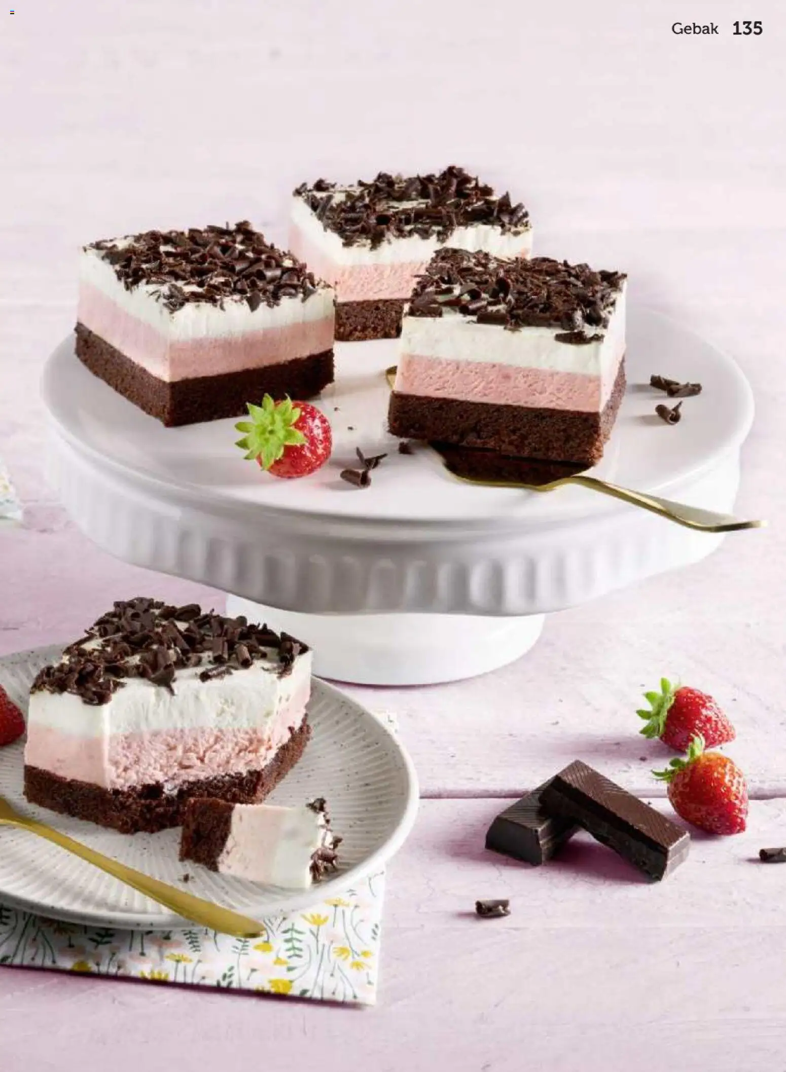 {H1} | Pagina: 135 | Producten: Gebak