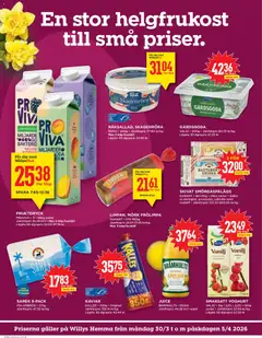 SMAKSATT YOGHURT, 1kg • 2,1% • 2,2% • Olika sorter • Jämförpris 23:49 kr/kg - Förhandsvisning av reklamblad från butik Willys aktuell från 30.03.2026 | Sida: 4 | Produkter: Smörgåspålägg, Yoghurt, Skinka, Juice
