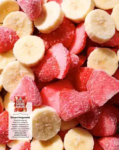 AH Doosje met aardbei banaan, Altijd handig om fruit in je vriezer te hebben. Deze mix van aardbei en banaan is perfect voor smoothies of door de yoghurt. AH Doosje met aardbei banaan 250 g - Voorbeeld van een folder van Albert Heijn, geldig van 31.12.2025 | Pagina: 10