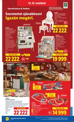 Lupilu® XXL fa babaház, Játékélmény 3 szinten. 2 db fabábuval és 46 db berendezési tárggyal. Felvonóval, többféle módon behelyezhető lépcsővel, terasz napellenzővel és előkerttel. Méret: kb. 64x80x31cm - amely érvényes a következő dátumtól: 11.12.2025 | Oldal: 52