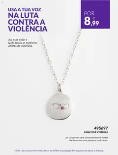Colar End Violence, Um colar curto com um pendente em forma de disco com uma pequena pedra roxa. │ válido de 01.09.2025 | Página: 10 | Produtos: Colar