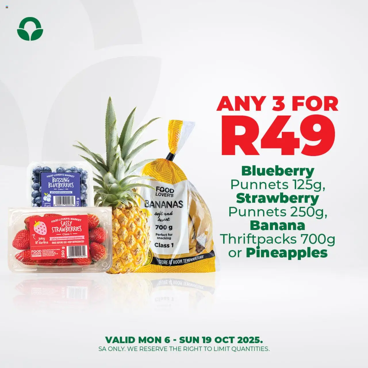 New Food Lover's Market catalogue – valid from 06.10.2025 | Page: 2 | Products: Blueberries, Bananas, Strawberries