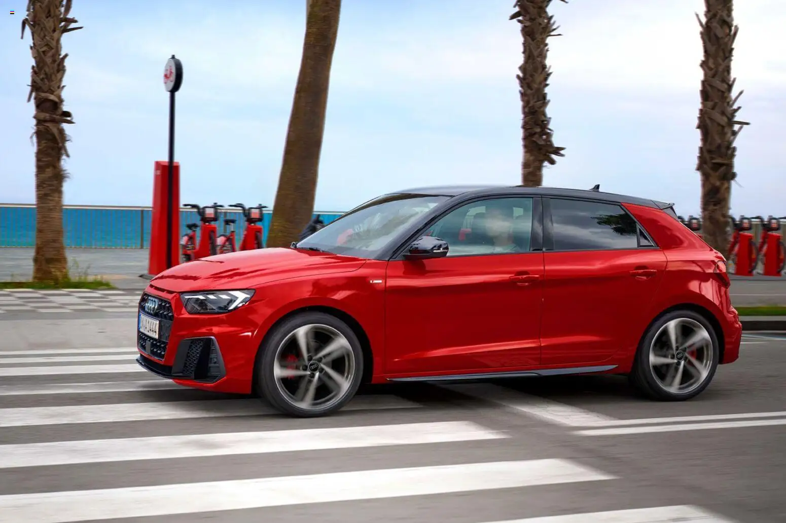 Audi A1 Sportback / A1 allstreet – gültig ab 28.10.2025 | Seite: 85 | Produkte: Smartphone