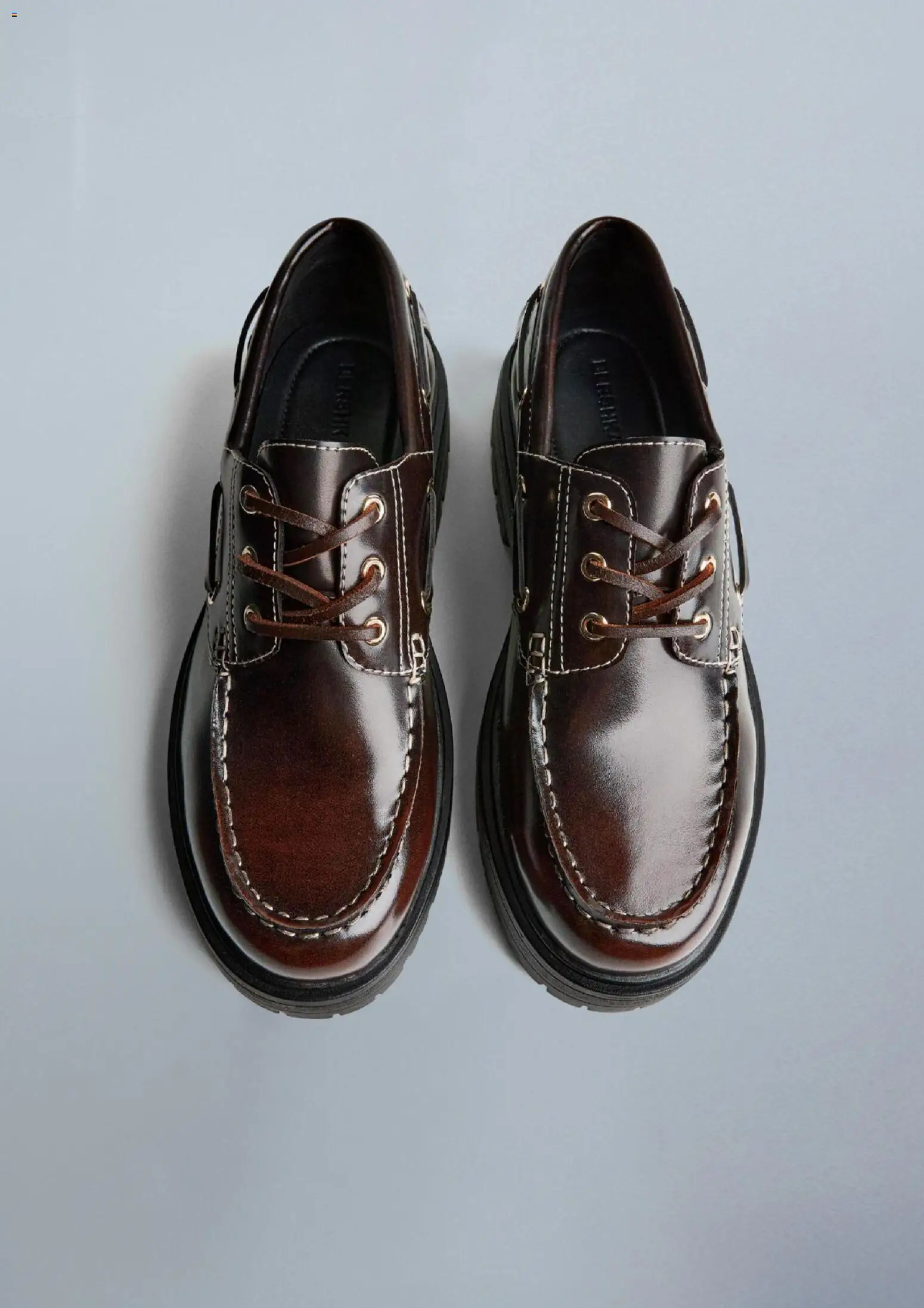 Volantino Bershka del 06.12.2025 | Pagina: 8