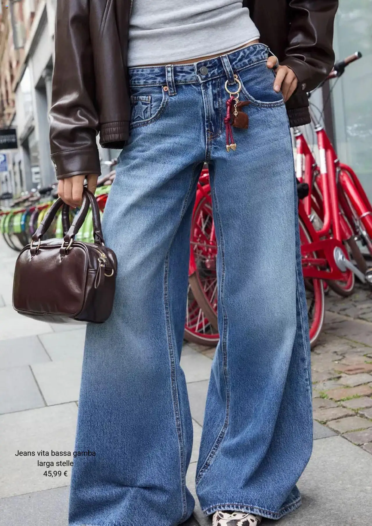 Volantino Stradivarius del 20.08.2025 | Pagina: 12 | Prodotti: Jeans