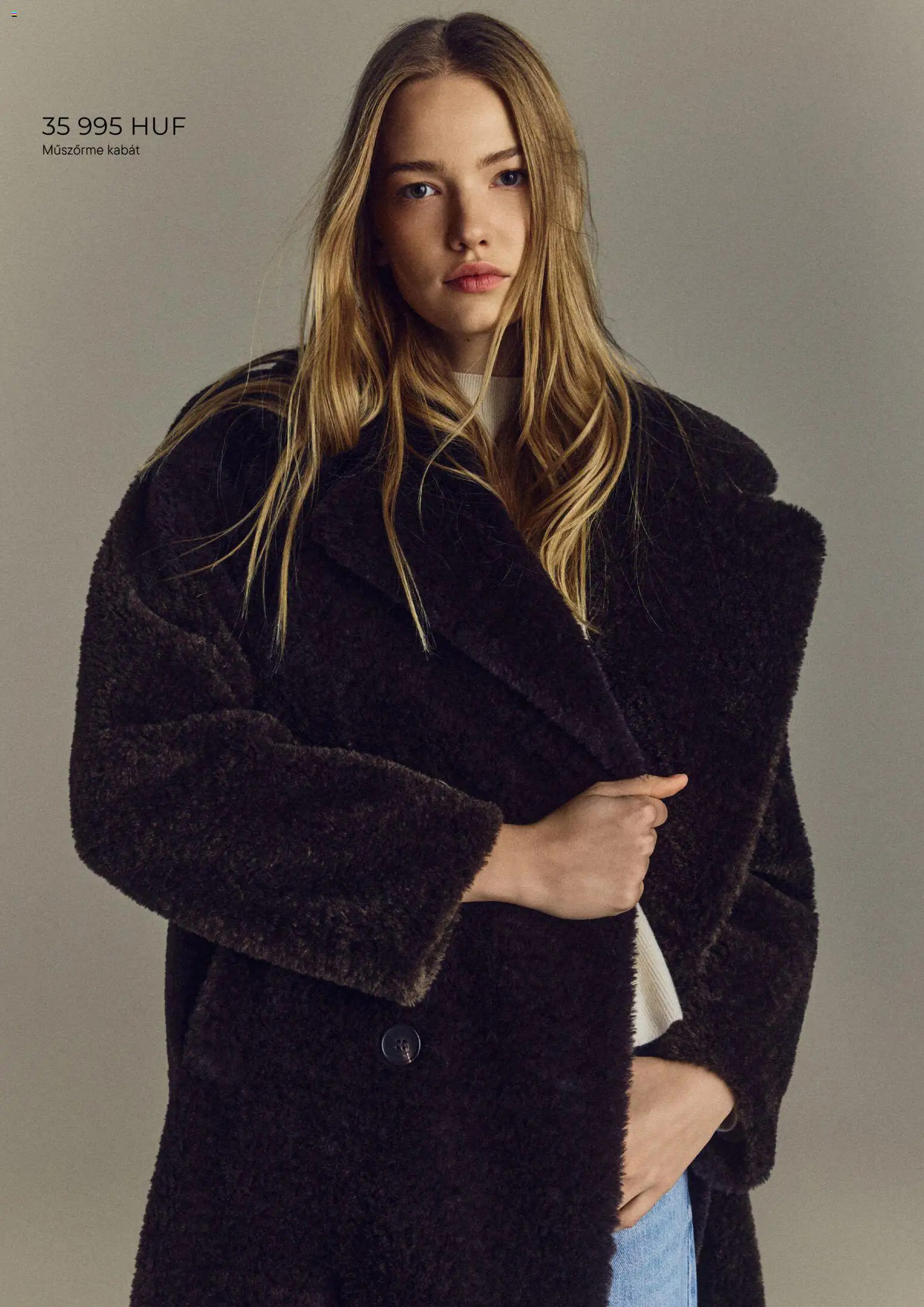 Reserved akciós ujság - amely érvényes a következő dátumtól: 05.01.2026 | Oldal: 15 | Termékek: Kabát