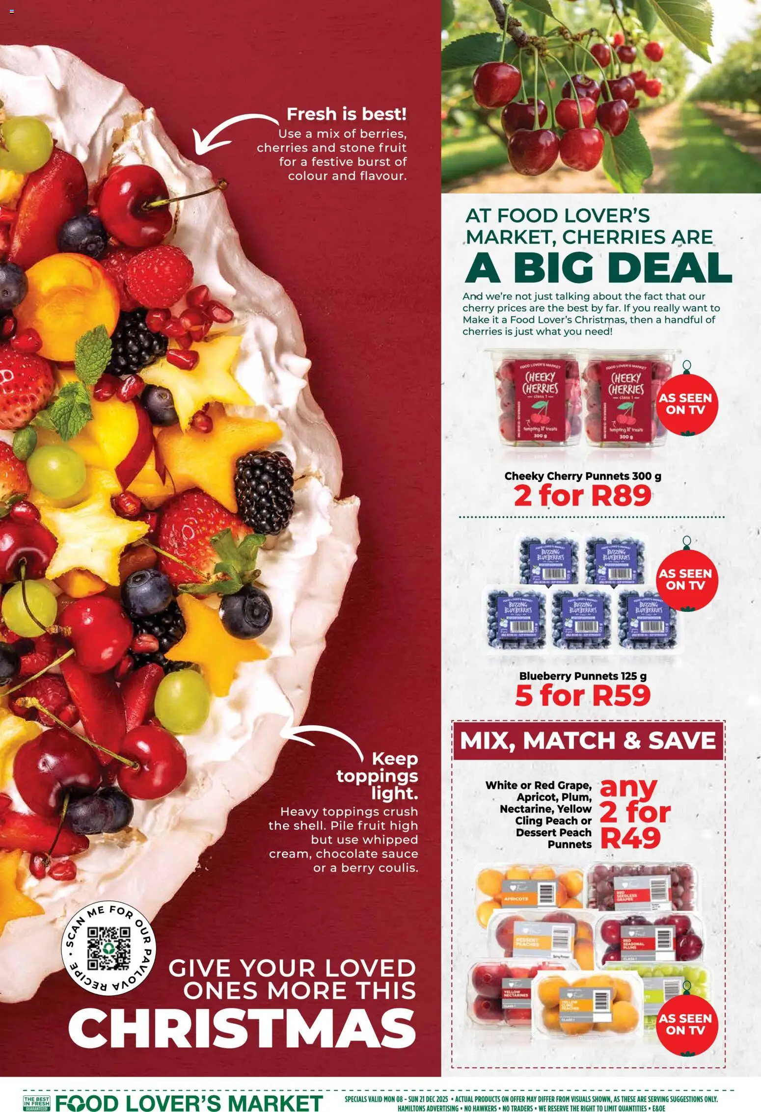 New Food Lover's Market catalogue – valid from 08.12.2025 | Page: 3 | Products: Cherries, Chocolate, Fruit, Peach