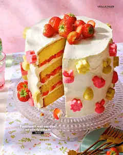 Paastaart met aardbei en vlierbloesem, Easter cake with strawberry and elderflower - Voorbeeld van een folder van Albert Heijn, geldig van 20.03.2026 | Pagina: 77 | Producten: Cake, Aardbei