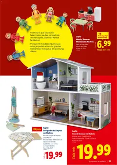 Pré-visualização Lupilu Casa de Bonecas em Madeira, Casa de Bonecas em Madeira. Medidas: aprox. 53x40x19,5 cm. Idade recomendada: a partir dos 3 anos. A partir de 10/11 válido de 27.10.2025 | Página: 23 | Produtos: Tábua