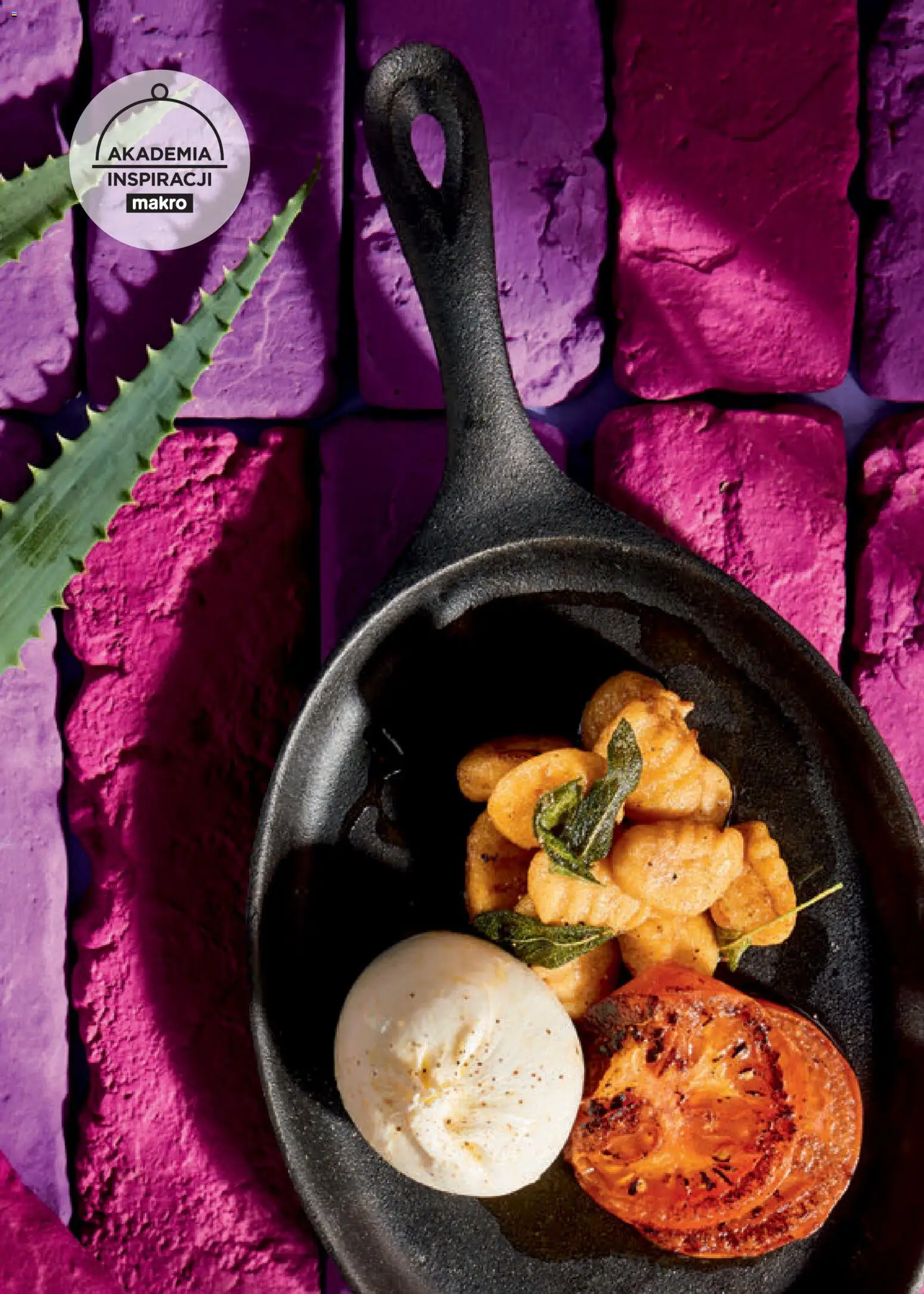 Makro Gazetka - Ebook kuchnia włoska od 16.05.2023 | Strona: 43 | Produkty: Gałka muszkatołowa, Wino, Owoce, Sos