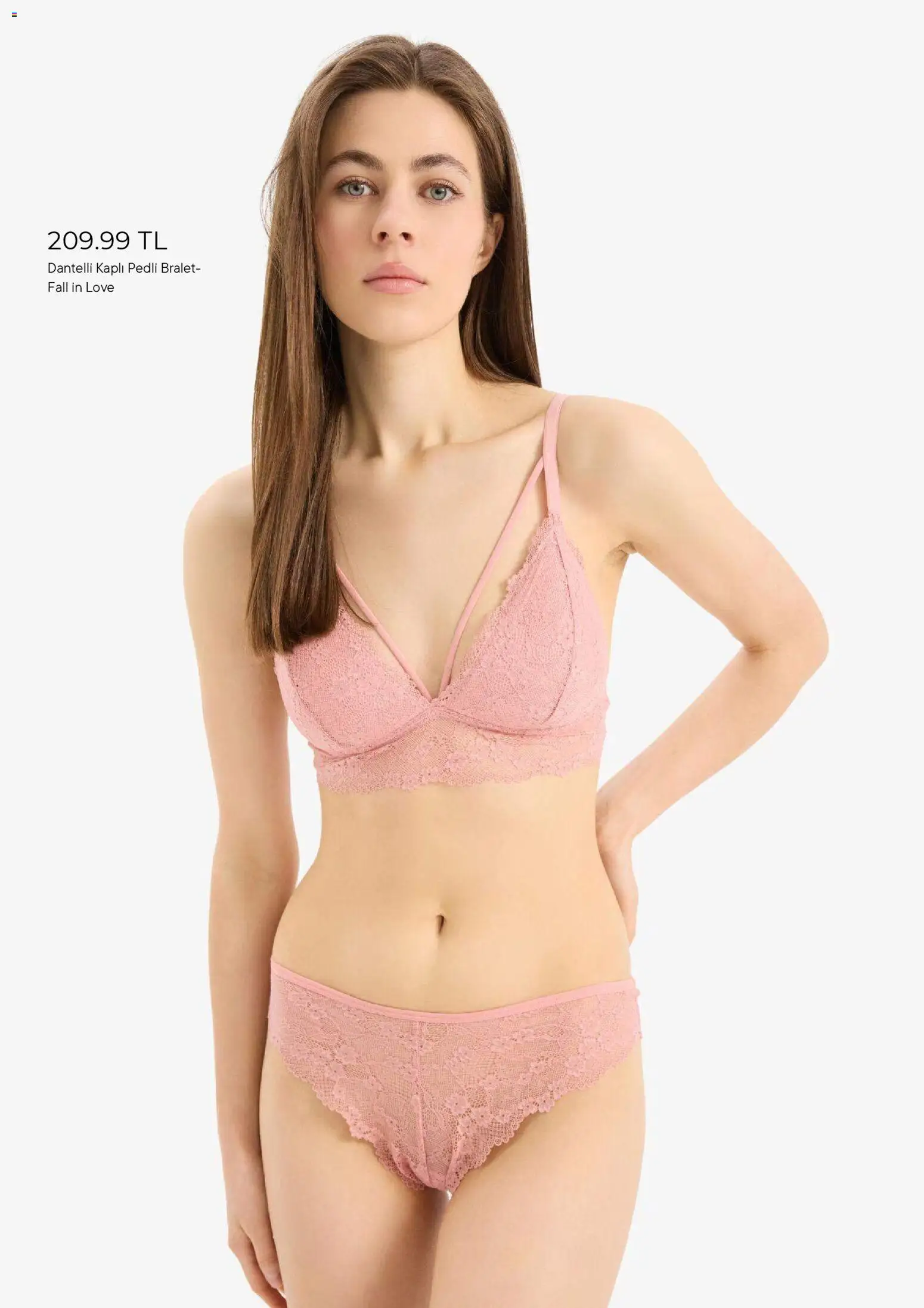 DeFacto aktüel ürünler kataloğu yayımlandı! Bu hafta 01 Kasım 2025 - 05 Aralık 2025 günü DeFacto indirimli ürünleri