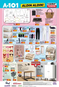 05.02.2026 tarihinden itibaren geçerli olan A101 kataloğu önizlemesi | Sayfa: 9 | Ürünler: Su, Terlik, Cüzdan, Tayt