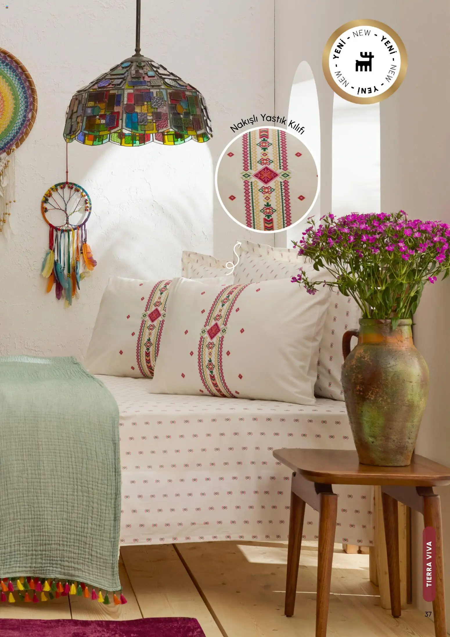 Karaca Home - Katalog  Ev Tekstili -  İlkbahar / Yaz 2026 - 01.03.2026 tarihinden itibaren geçerlidir | Sayfa: 37 | Ürünler: Yastık, Yastık kılıfı