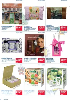 Náhled letáku Makro leták - Dárkové balíčky od 22.10.2025 | Strana: 12 | Produkty: Sprchový gel, Voda, Balzám na vlasy, Peeling
